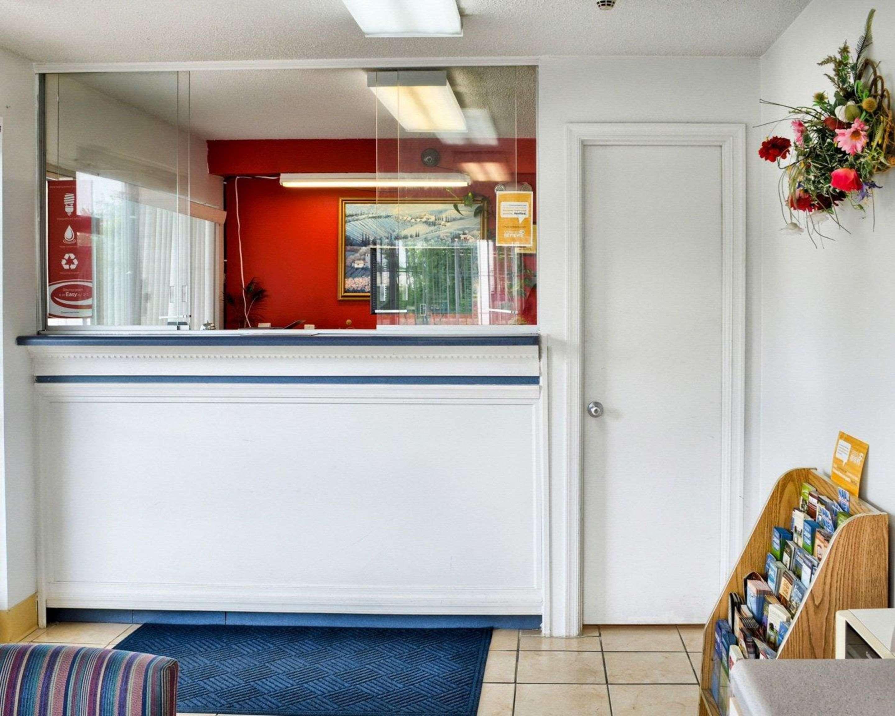 Econo Lodge Ruther Glen Экстерьер фото